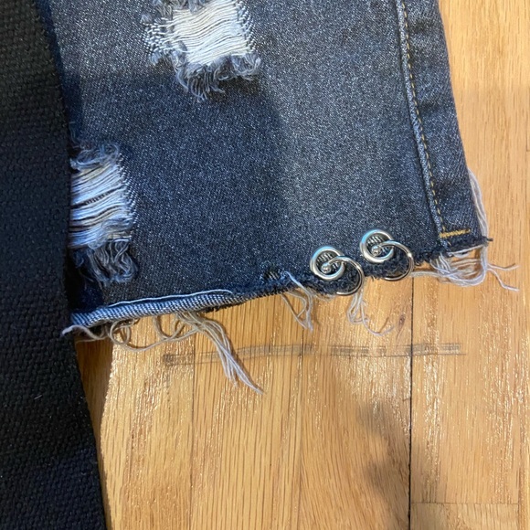 Trendy Blue and Black Jean Shorts with Belt and Metal Detailing. - Picture 3 of 5